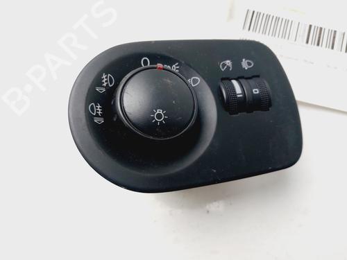 Used Headlight switch SEAT LEON (1P1) [2005-2013]  18838728