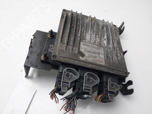 Used Engine control unit (ECU) Engine control unit (ECU) RENAULT MEGANE II (BM0/1_, CM0/1_) [2001-2012] 36161449 36161449