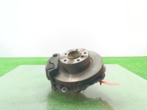 Used Right front steering knuckle BMW 1 Convertible (E88) 118 d (143 hp) 29928365