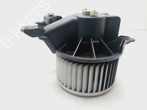 Used Heater blower motor FIAT PUNTO EVO (199_) 1.3 D Multijet (199AXC1A, 199BXC1A, 199AXT1A, 199BXT1A) (75 hp) 22382836