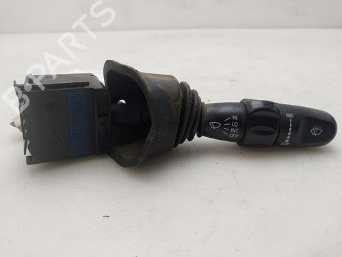 Commodo Essuie Glace / Phare Commodo Essuie Glace / Phare DAEWOO NUBIRA Saloon (J100) 1.6 16V (106 hp) 33842282 33842282