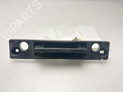 Used Tailgate handle KIA CARENS I MPV (FC, FJ) 2.0 CRDi (113 hp) 30205655