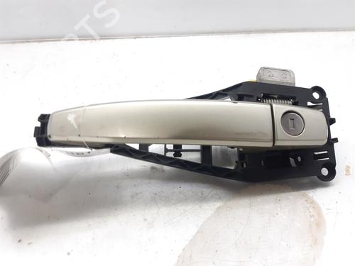 Used Front left exterior door handle OPEL CORSA D (S07) 1.3 CDTI (L08, L68) (75 hp) 7282711