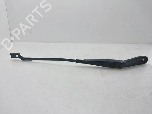 Used Front windshield wiper arm Front windshield wiper arm VOLVO XC60 I SUV (156) D3 / D4 (163 hp) 34138614 34138614