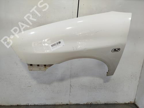 Used Left front fenders Left front fenders 37153266 37153266