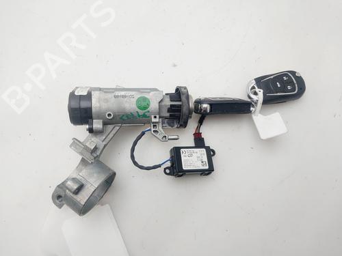 Used Ignition barrel OPEL INSIGNIA A (G09) [2008-2017]  30269622