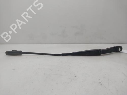 Used Front windshield wiper arm Front windshield wiper arm 37691370 37691370