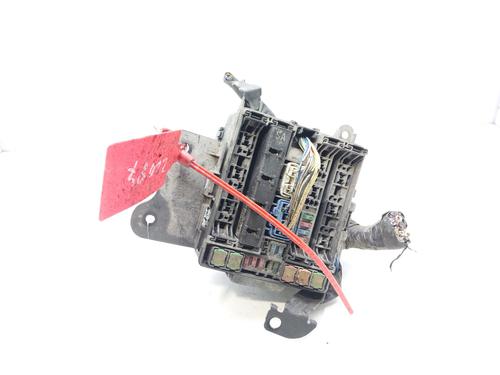 Used Fuse box SUZUKI GRAND VITARA II (JT, TE, TD) 1.9 DDiS All-wheel Drive (JT419, TD44, JB419WD, JB419XD,... (129 hp) 12401121