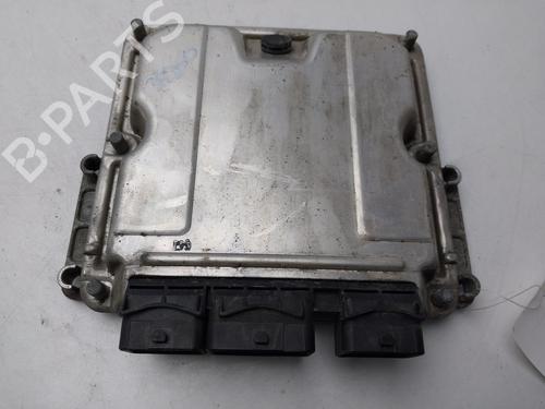 Used Engine control unit (ECU) Engine control unit (ECU) 33006321 33006321