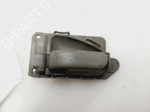 Venstre foran invendig håndtak CITROËN XSARA PICASSO (N68) 2.0 HDi (90 hp) 30061306