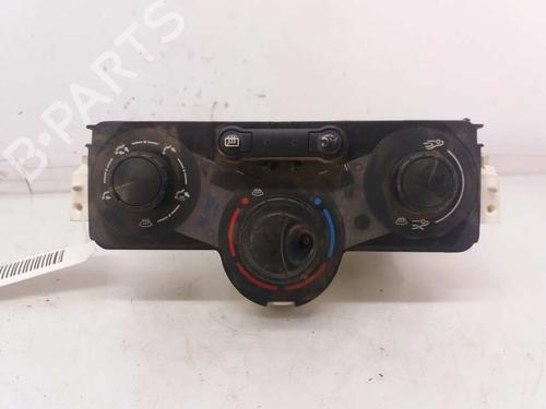Used Climate control RENAULT SCÉNIC II (JM0/1_) 1.9 dCi (JM0G, JM12, JM1G, JM2C) (120 hp) 2866772