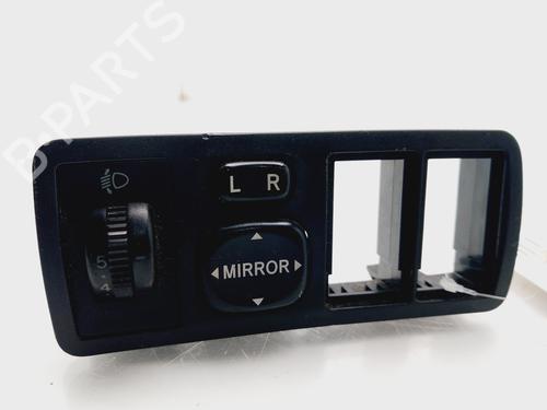 Comando specchietti TOYOTA COROLLA (_E12_) 1.6 VVT-i (ZZE121_, ZZE121R) (110 hp) 31965794