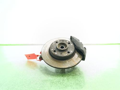 Used Right front steering knuckle Right front steering knuckle PEUGEOT 205 I (741A/C) 1.7 Diesel (60 hp) 33397357 33397357