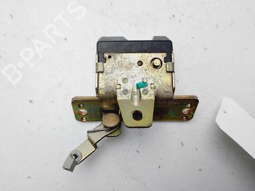 Used Tailgate lock OPEL VECTRA B (J96) 2.0 i 16V (F19) (136 hp) 29378521