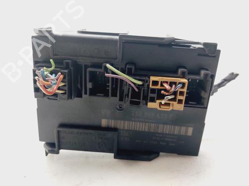 Elektronisk modul VW TOURAN (1T1, 1T2) [2003-2010]  27496574