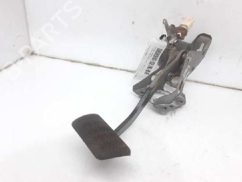 Used Break pedal TOYOTA AURIS (_E18_) 1.8 Hybrid (ZWE186_, ZWE186R) (136 hp) 8765421