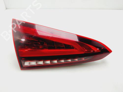 Venstre baglygte bagklap MERCEDES-BENZ A-CLASS (W177) A 200 d (177.012) (150 hp) 30659845