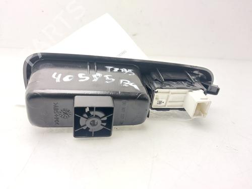 Left rear window switch CITROËN C3 III (SX) 1.2 VTi 82 | BP32468086I29 - Image 4