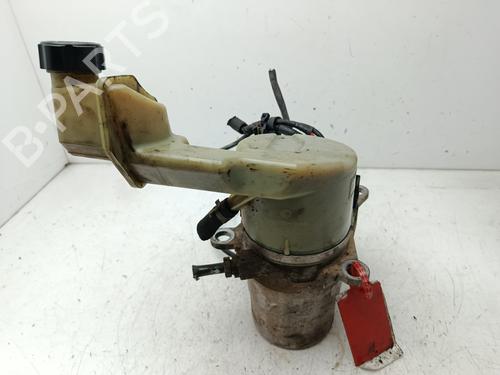 Used Steering pump FORD FIESTA V (JH_, JD_) 1.6 TDCi (90 hp) 29903608