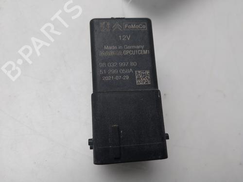 Used Electronic module Electronic module PEUGEOT 208 II (UB_, UP_, UW_, UJ_) [2019-2026] 33214359 33214359