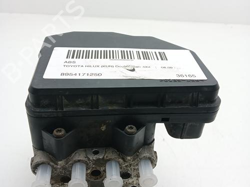 Used ABS pump TOYOTA HILUX VII Pickup (_N1_, _N2_, _N3_) [2004-2016]  22214916