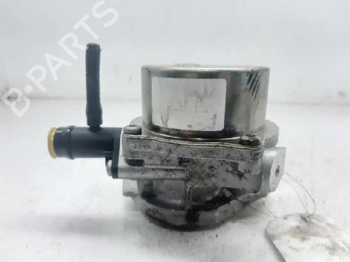 Used Vacuum pump NISSAN KUBISTAR Van (X76) 1.5 dCi (61 hp) 4733652