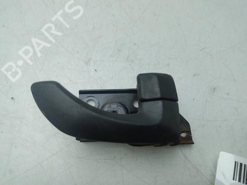 Used Rear right interior door handle HYUNDAI SANTA FÉ I (SM) 2.0 CRDi 4x4 (113 hp) 27624665