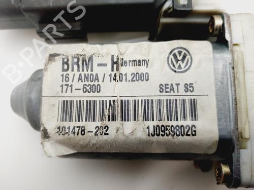 Right rear window motor SEAT TOLEDO II (1M2) 1.9 TDI | BP29704657E22