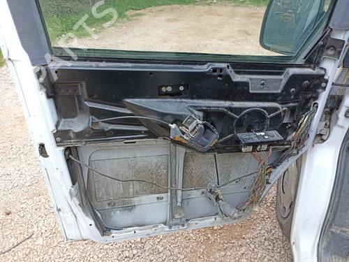 Fuse box MERCEDES-BENZ VITO Van (W638) 110 CDI 2.2 (638.094) | BP13700070E1