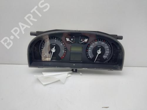 Used Instrument cluster RENAULT LAGUNA II (BG0/1_) [2001-2007]  31052646