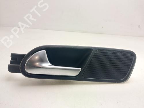 Used Rear left interior door handle Rear left interior door handle 37152964 37152964