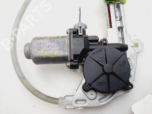 Rear left window mechanism RENAULT SCÉNIC I MPV (JA0/1_, FA0_) 1.9 dCi RX4 | BP29750637C24 