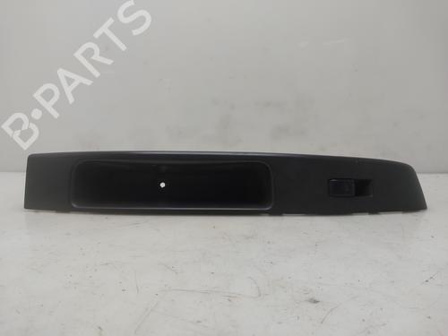 Used Right front window switch Right front window switch 37192484 37192484