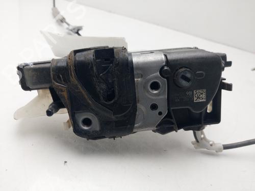 Used Front left lock Front left lock CITROËN C3 III (SX) 1.5 BlueHDi 100 (SXYHYP, SXYHTU) (102 hp) 32438762 32438762