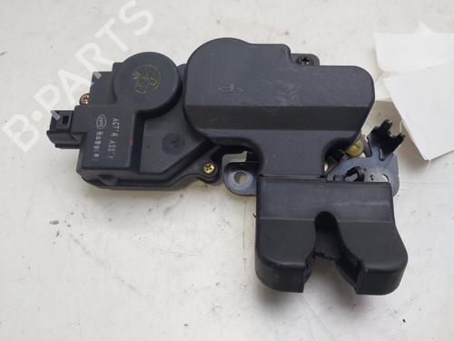 Used Tailgate lock KIA CERATO I Saloon (LD) 2.0 CRDi (112 hp) 17067000