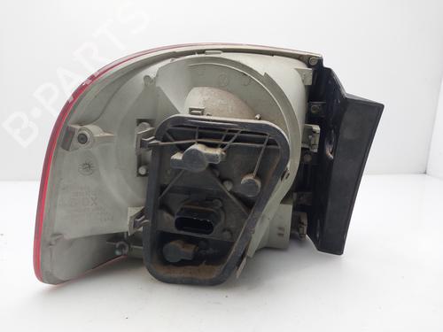 Right taillight VW TOUAREG (7LA, 7L6, 7L7) 3.0 V6 TDI | BP17659386C35 