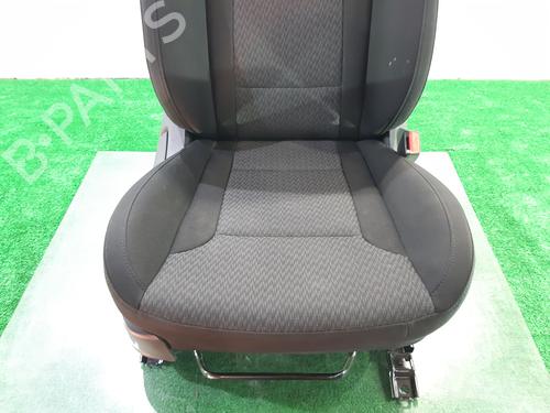 Right front seat HYUNDAI i40 I CW (VF) 1.7 CRDi | BP10031454C16