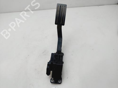 Used Pedal VOLVO V50 (545) 1.6 D (109 hp) 24036081