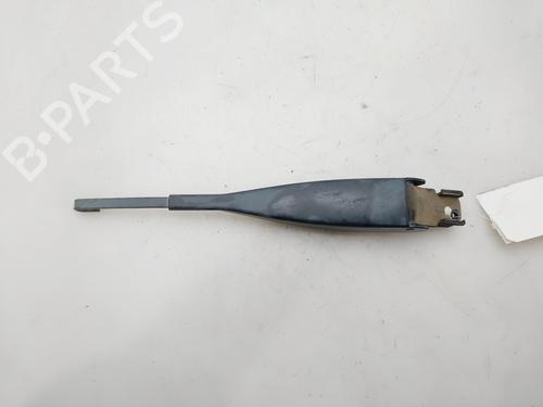 Used Rear windshield wiper arm MERCEDES-BENZ 190 (W201) E 2.3 (201.028) (136 hp) 30204212