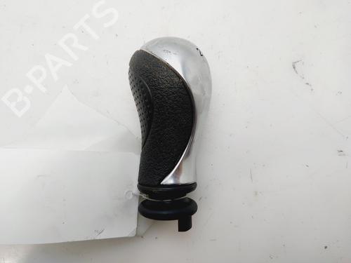 Used Shift knob CITROËN XSARA PICASSO (N68) 1.6 HDi (109 hp) 30270089