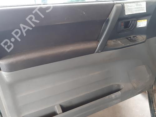 Venstre foran invendig håndtak MITSUBISHI PAJERO III (V7_W, V6_W) 2.5 TDi (V64W) | BP10078408I13 