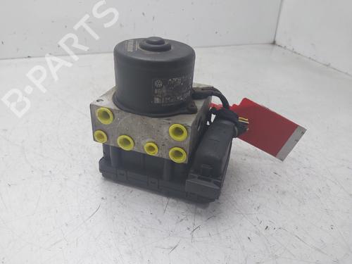 Used ABS pump VW GOLF IV (1J1) [1997-2008]  31813158