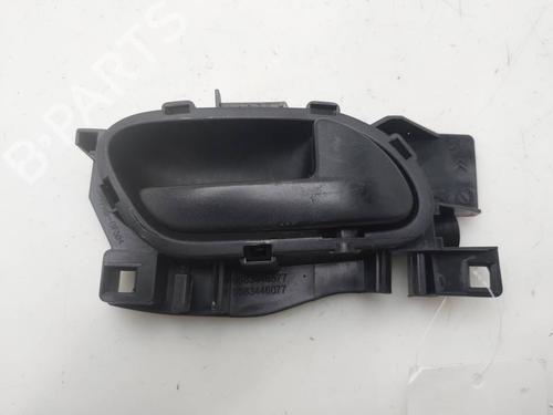Used Front right interior door handle Front right interior door handle 38533732 38533732