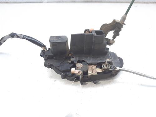front-left-lock-kia-carnival-ii-gq-29-crdi-0k54j88565bfkz-1999-2000-2001-2002-2003-2004-2005-2006-2007-10198651 main image