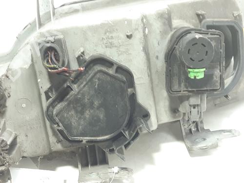 Right headlight ROVER 45 I Hatchback (RT) 2.0 iDT | BP10921089C29 
