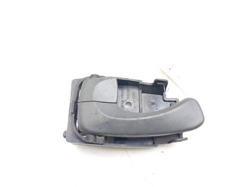 Used Front left interior door handle DAEWOO NUBIRA Saloon (J100) 1.6 16V (106 hp) 18262533