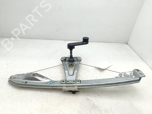 Elevalunas trasero derecho Elevalunas trasero derecho RENAULT CLIO III (BR0/1, CR0/1) 1.5 dCi (C/BR0G, C/BR1G) (68 hp) 34631677 34631677