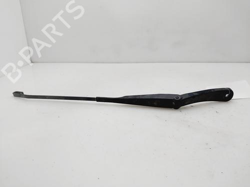 Used Front windshield wiper arm DACIA SANDERO [2008-2025]  30601456