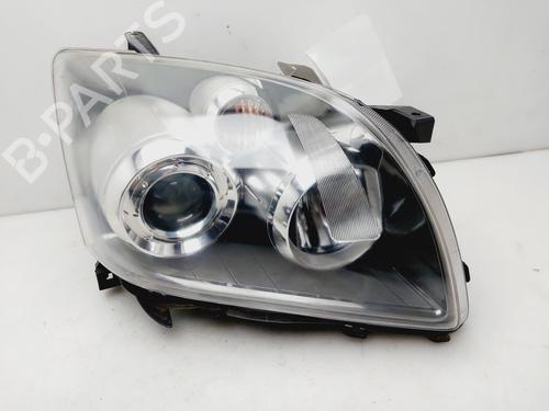 Used Right headlight TOYOTA AVENSIS Saloon (_T25_) 2.0 D-4D (ADT250_, ADT250R) (126 hp) 27396216