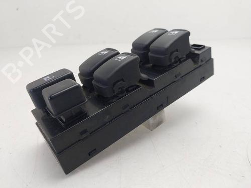 Left front window switch KIA SORENTO I (JC) 2.5 CRDi 4WD | BP39238727I27 - Image 2